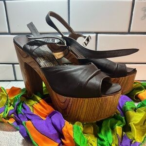 Vintage platform wooden heels goody two shoes  size 7 brown SUPER RARE !!!